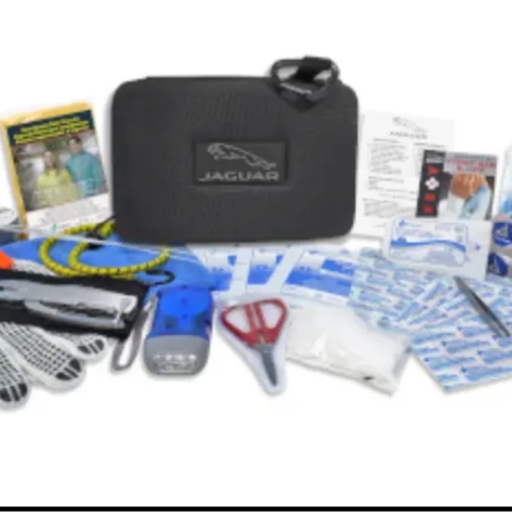 Jaguar OEM First Aid Kit – Hard Case Emergency Medical Set (Complete, Unused)